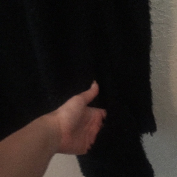 Fuzzy longline sweater - Picture 2 of 4